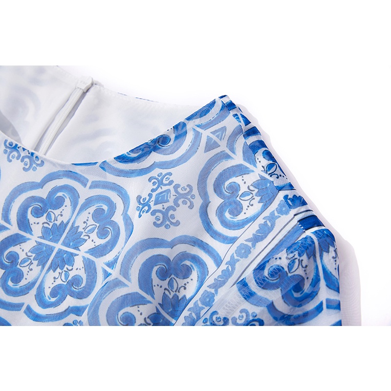 Đầm Chữ A Vải chiffon Lụa Nhẹ In Họa Tiết Sứ Màu Xanh Dương Và Trắng Thời Trang Xuân Hè 20233