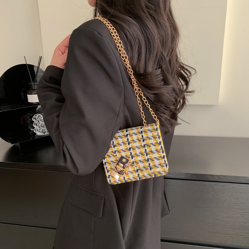 Túi Đeo Chéo Vai Kiểu Ren Đơn Giản Thời Trang Sành Điệu Cho Nữ