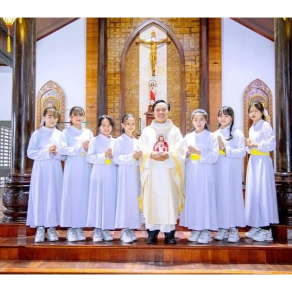 Áo giúp lễ đặt may theo yêu cầu - Quà tặng Công Giáo