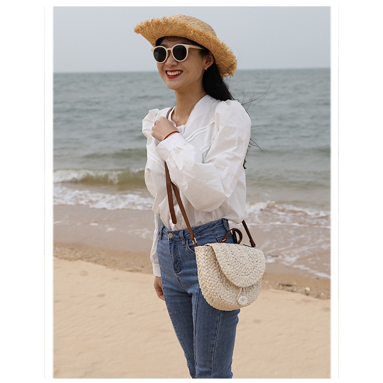 Túi cói Vai Đan Lát Đính Bóng Lông Dễ Thương Cho Nữ