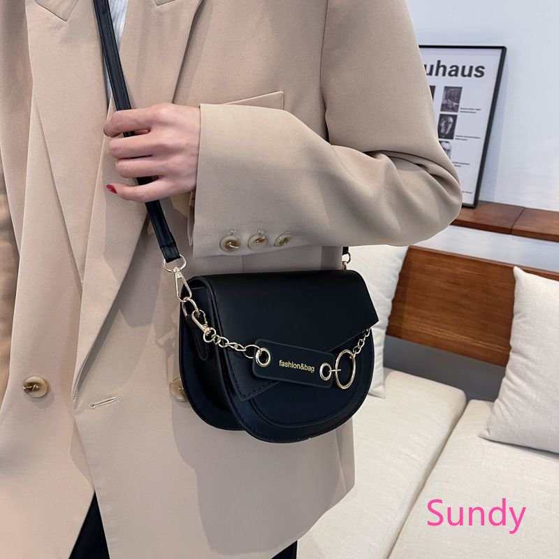 Túi Xách Đeo Chéo Phối Dây Xích Thời Trang Mùa Xuân Dành Cho Nữ