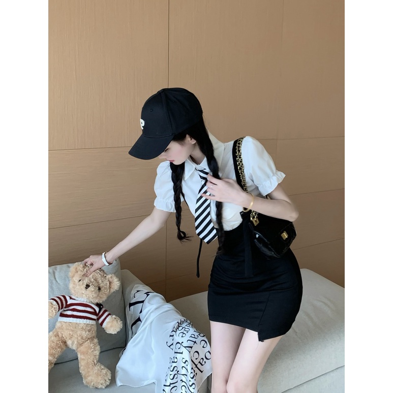 Set Áo Sơ Mi Tay Phồng + Váy Yếm + Cà Vạt + Áo Khoác Ngoài Thời Trang Dành Cho Nữ