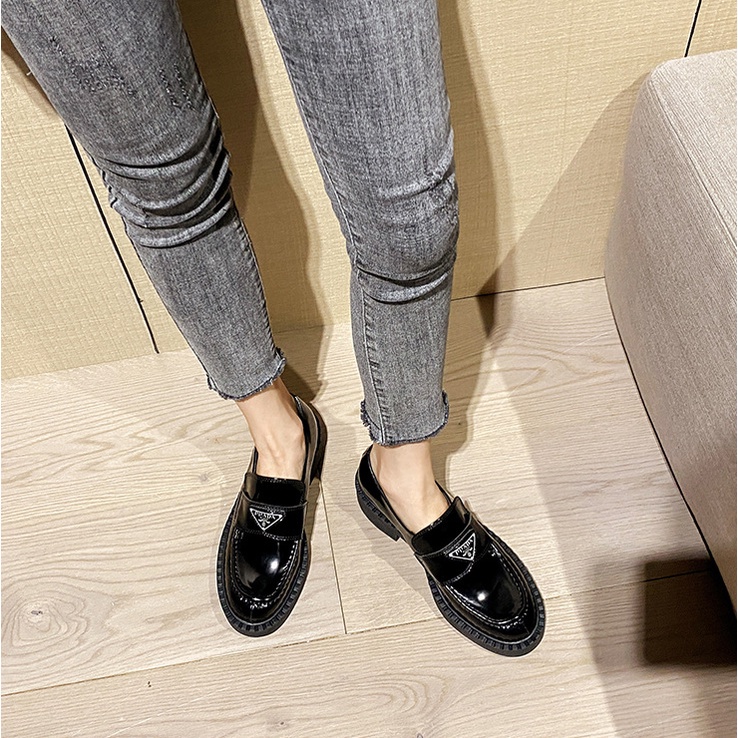 Giày Lười Nữ Prada Da Bóng Kiểu Dáng Thời Trang Đế Cao 5cm MT-001
