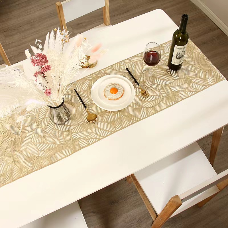 Tấm lót bàn ăn cách nhiệt hình chữ nhật họa tiết lá cây phong cách Bắc Âu
