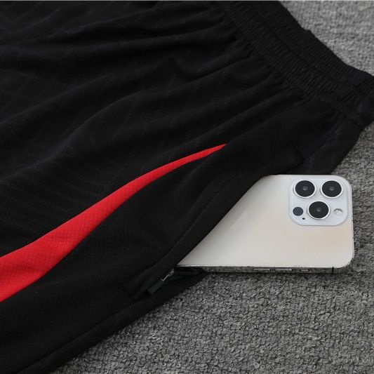 Bộ Quần Áo Bóng Đá Tay Ngắn Đội Tuyển Liverpool 2023 / 24 Premier League