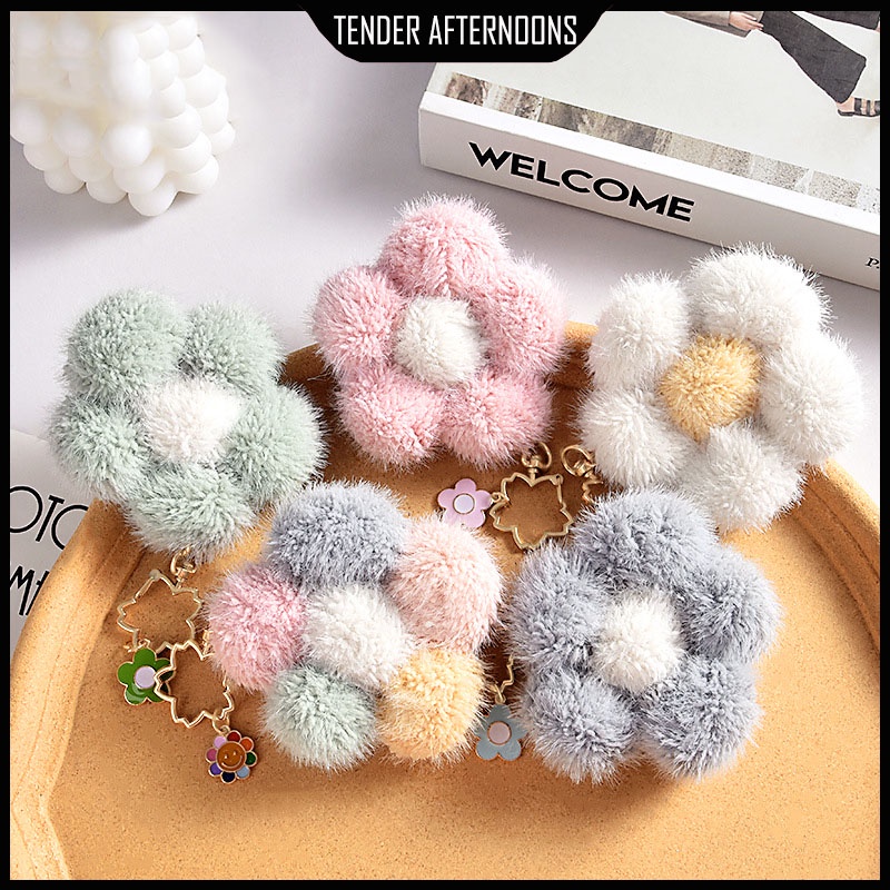 Móc khóa TENDER AFTERNOONS thiết kế bông hoa vải lông nhiều màu sắc tùy chọn dễ thương
