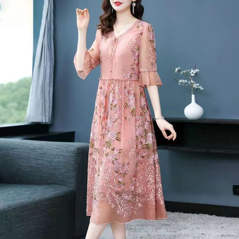 Đầm Dài Tay Ngắn Bằng Lụa Thêu Hoa Thời Trang Dành Cho Nữ