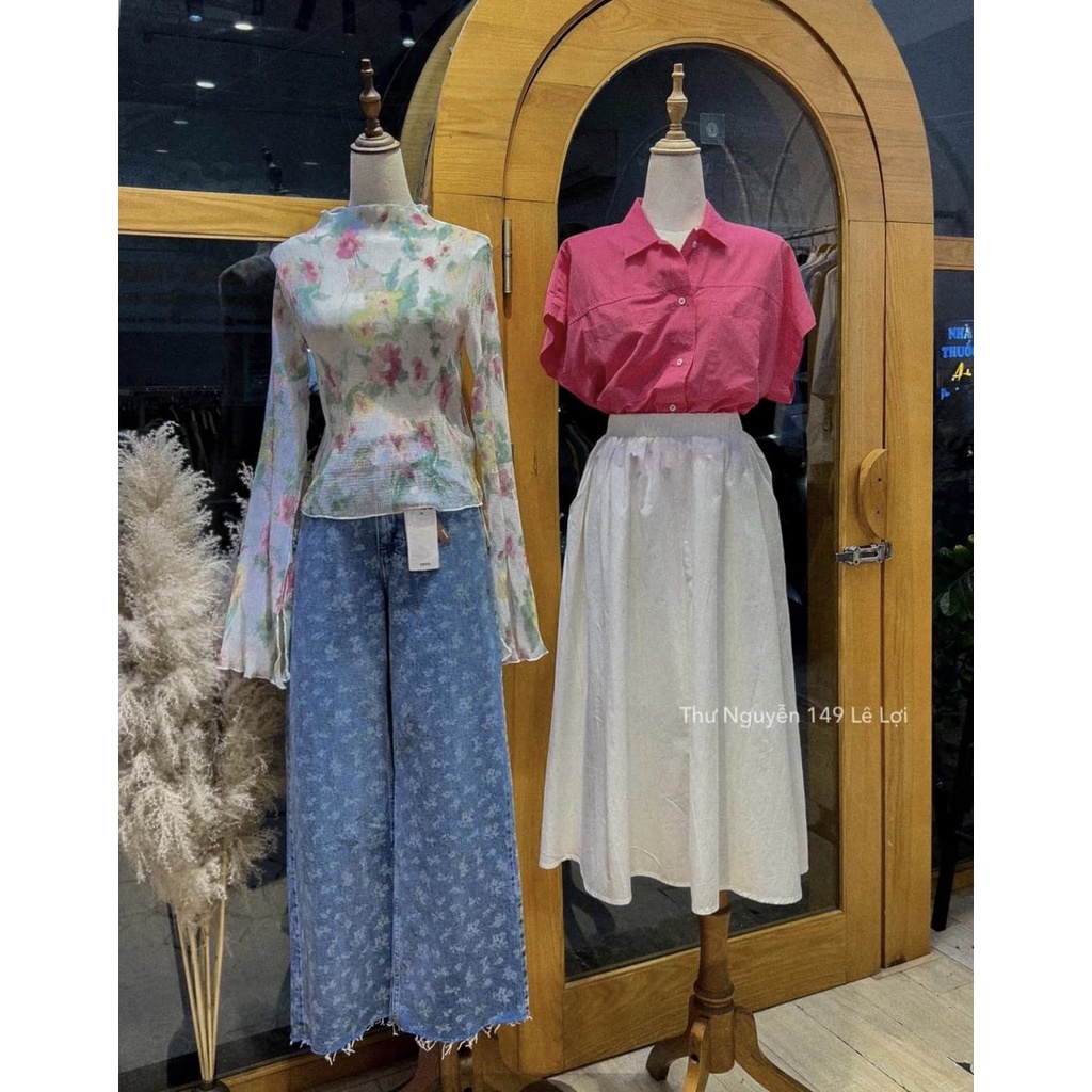 Quần jeans hoa M*N*G AU*TH