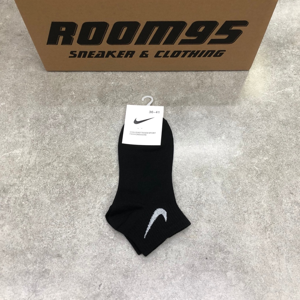 [ROOM95] TẤT NIKE THẤP CỔ ĐEN