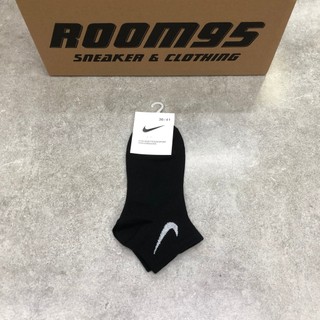 Tất nike thấp cổ đen