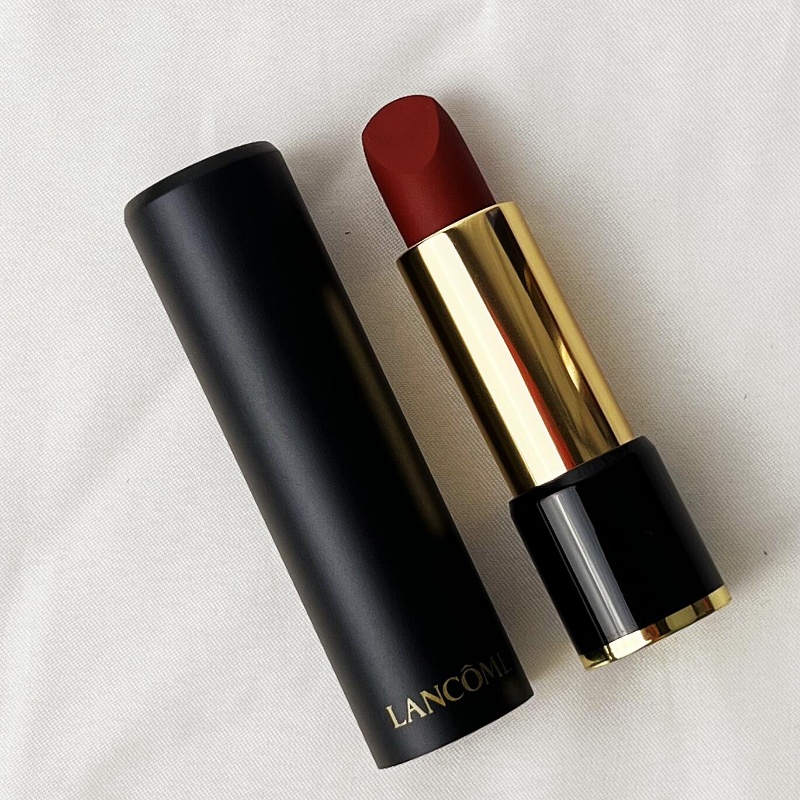 Son Lì Vỏ Màu Đen / Trắng Thương Hiệu Lancome Jingchun 295 # 888#