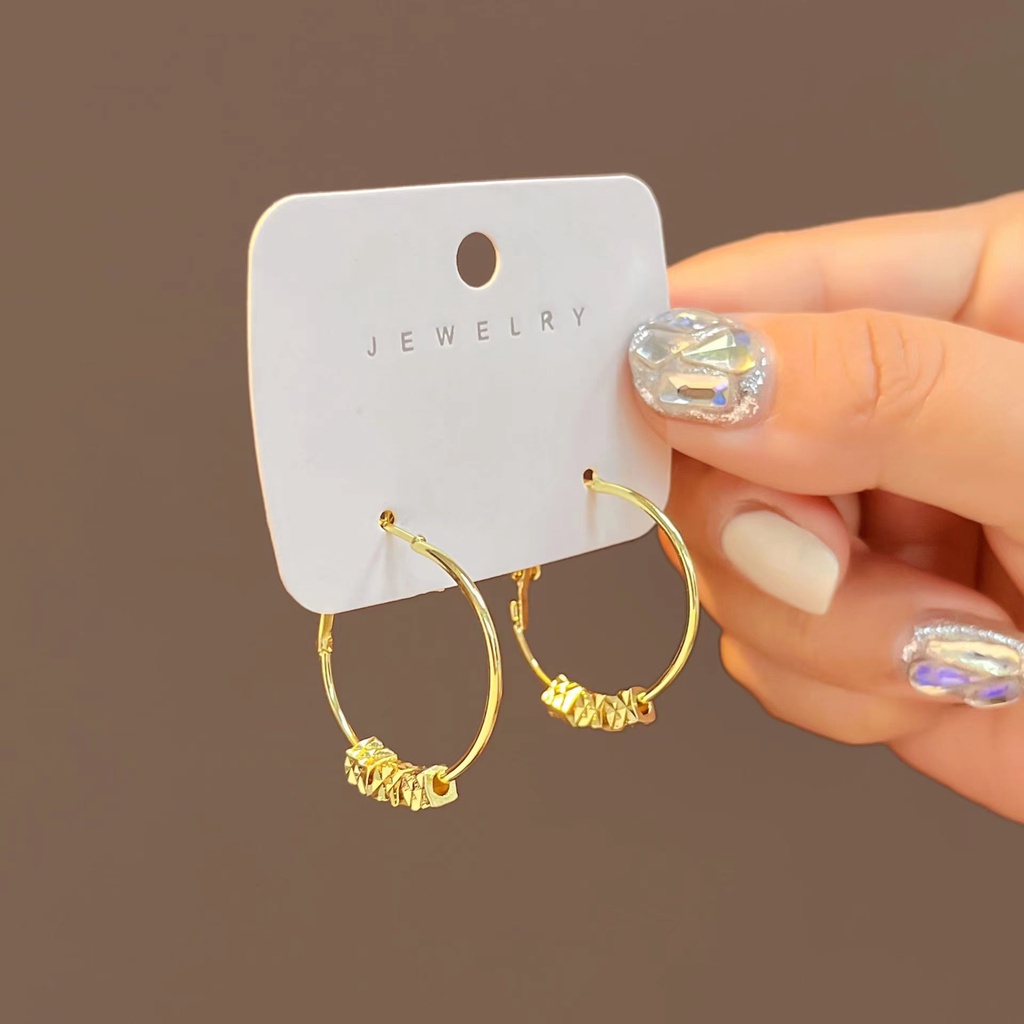 Khuyên Tai Ba Chiều Hình Vuông Nhỏ Bằng Kim Loại Nhẹ niche Thời Trang Cao Cấp Hàng Mới 2023 Dành Cho Bạn Nữ