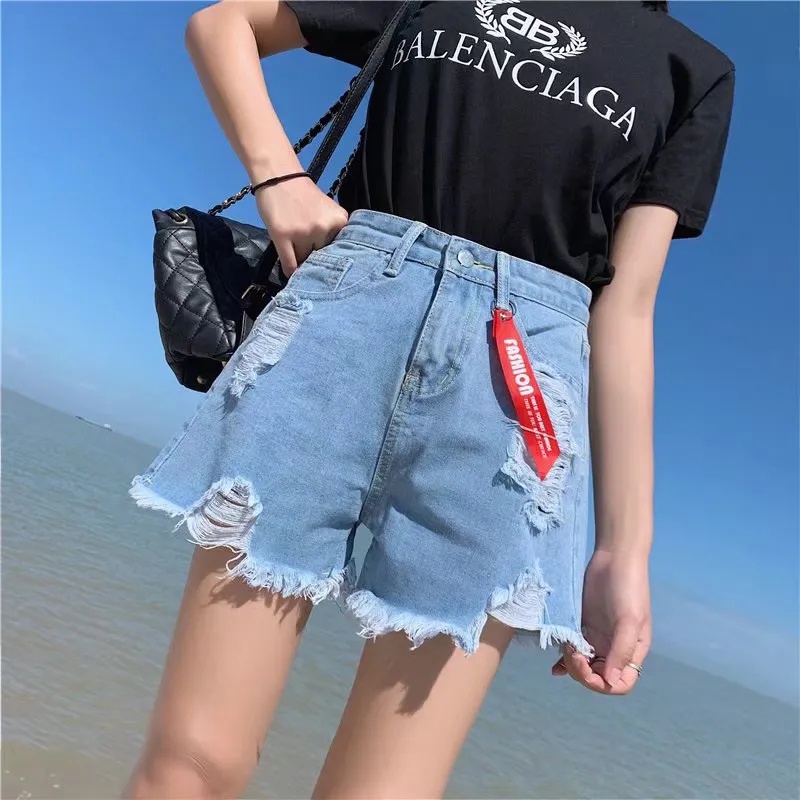 Quần Short Denim Chữ A Ống Rộng Rách Gối Phong Cách Mới