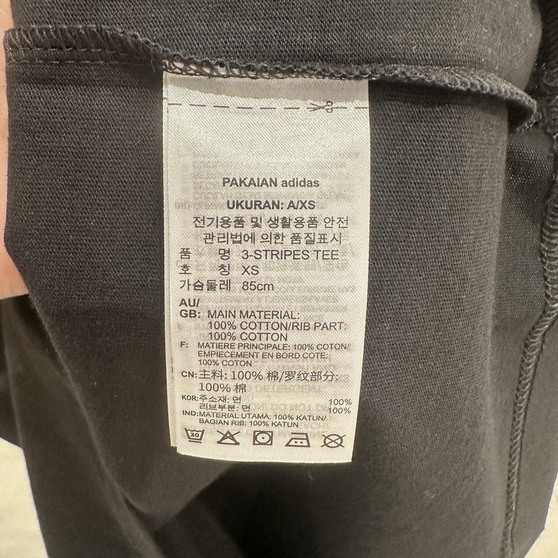 Áo Thun 100% Chính Hãng Họa Tiết Cỏ Ba Lá Đen Trắng Phong Cách Thể Thao Cho Nam Và Nữ IA4845 IA4846