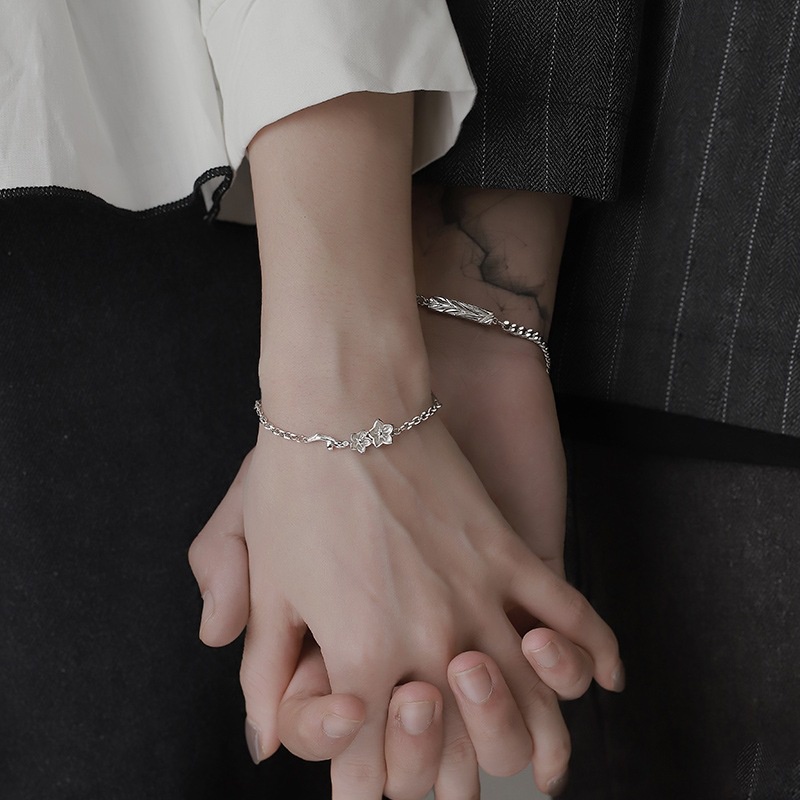 Vòng Tay Thép Titan Mặt Hoa Thời Trang Cho Cặp Đôi