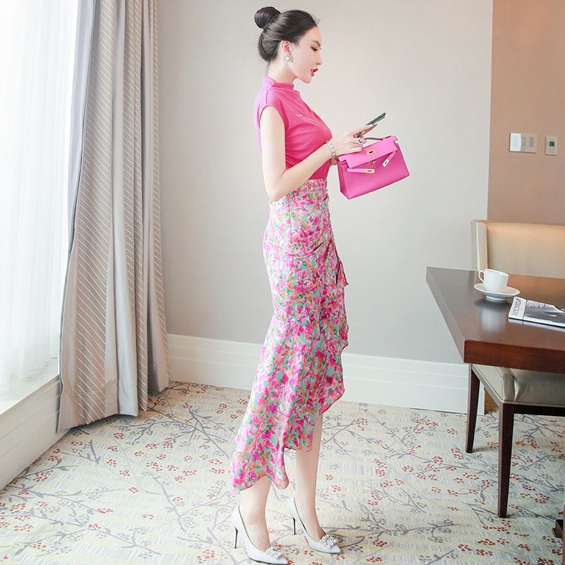 Set Áo Thun Ngắn Tay Và Chân Váy Hoa Lưng Cao Thời Trang Hè 2023 Trẻ Trung Cho Nữ