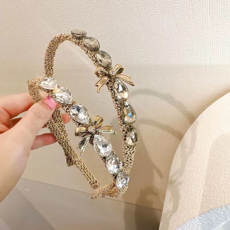 Băng Đô Cài Tóc Đính Đá Pha Lê Đơn Giản Thời Trang Phong Cách Hàn Quốc Cho Nữ