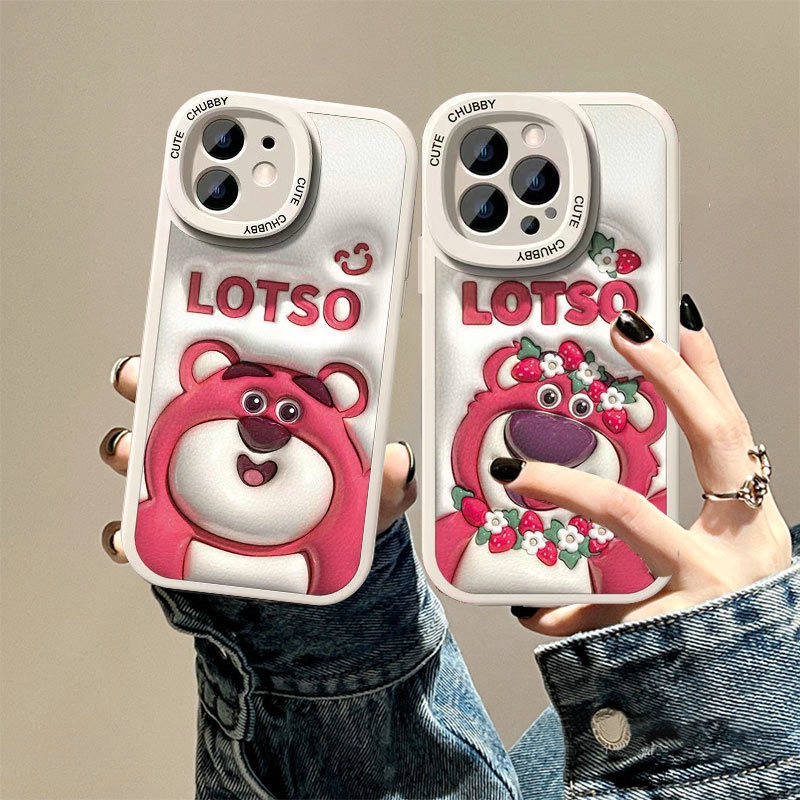 Xpn| Đối với Reno 7 8 5F 8T Realme C55 C21Y C17 C25Y 7i 6 7 8 Pro 8i C21 C35 5 5i 6i C3 C11 C15 C12 C25 C25S C1 C20 C11 2021 Narzo 20 Pro 50 30A 50A Prime Soft Soft Cặp đôi Gấu dâu đáng yêu 3D Hiệu ứng trực quan Vỏ điện thoại máy ảnh