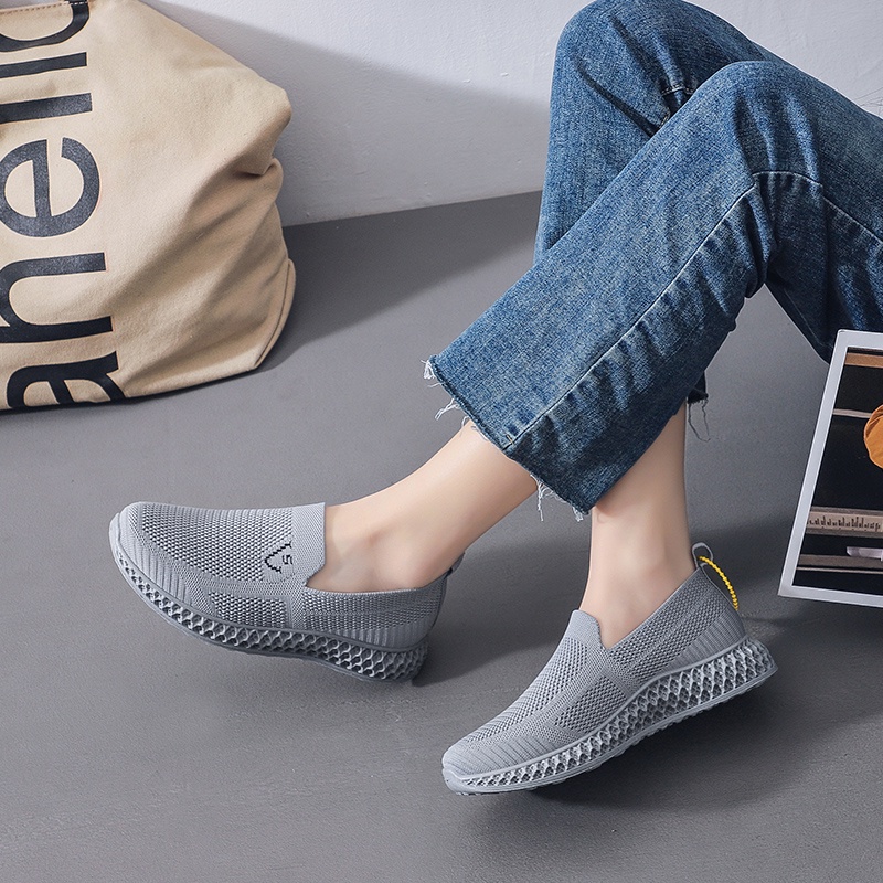 Hàng Có Sẵn Giày Lười Đế Bằng Thoáng Khí Thoải Mái Mùa Hè Có size Lớn Cho Nữ