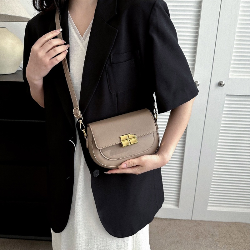 Túi Đeo Chéo Vai Bằng Da PU Thời Trang Sành Điệu Cho Nữ