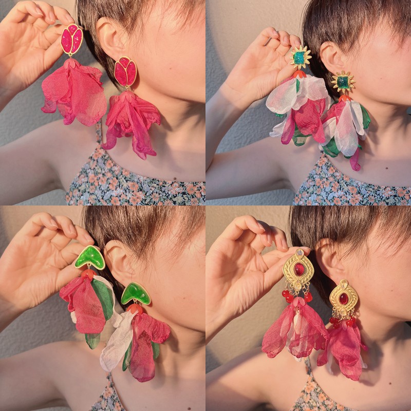 1 Đôi Bông Tai Dài Tua Rua Hình Hoa Trái Tim Phong Cách Âu Mỹ Cho Nữ