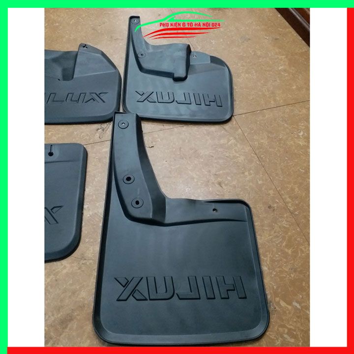 Bộ 4 chắn bùn Hilux Revo 2016-2021 chuẩn theo xe