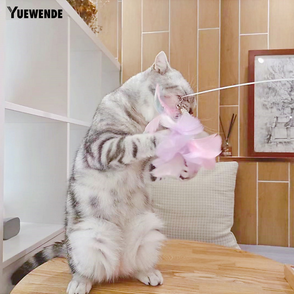 Gậy Trêu Mèo Đính Lông Vũ Có Chuông Vui Nhộn