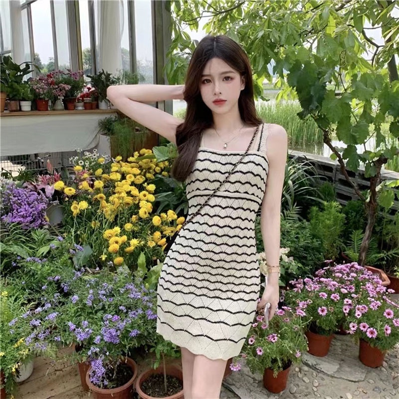 Đầm XINLANYASHE hai dây kẻ sọc thời trang Hàn Quốc mới cho nữ