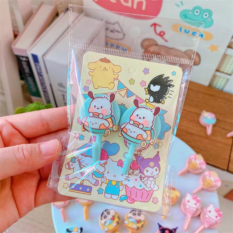 Móc Treo Đồ Hoạt Hình Bằng Acrylic Trái Tim Búp Bê Bằng Viscose Mạnh Mẽ Không Cần Khoan Cho Nhà