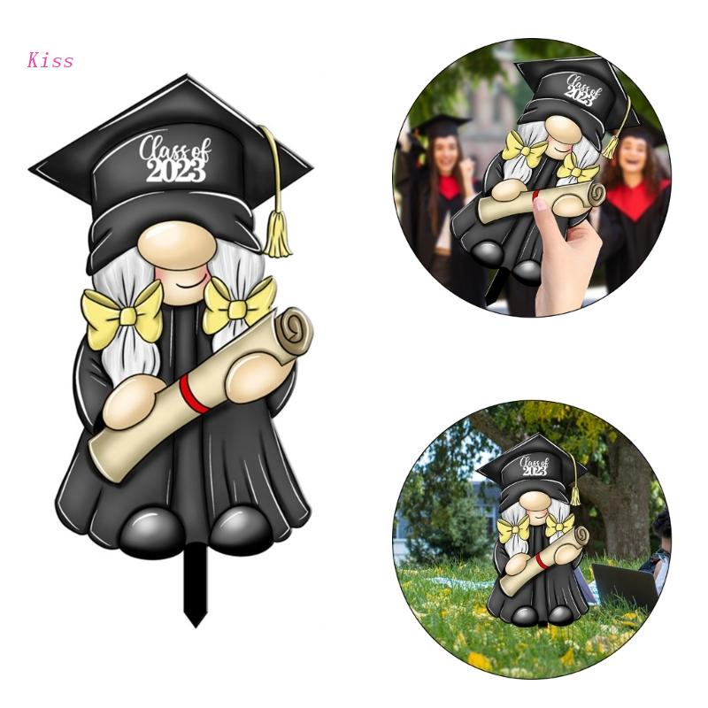 Biển Hiệu Trang Trí Vườn Bằng Acrylic In Chữ kiss Gnome Class 2023