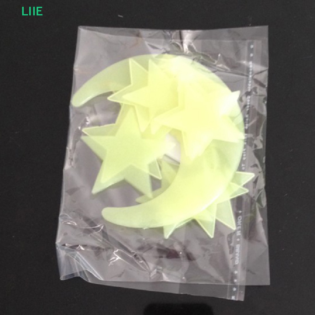 Giấy Dán Tường Dạ Quang Hình Mặt Trăng Ngôi Sao Hoạt Hình Cho Trẻ Em