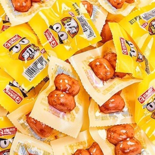 1 cái xúc xích sụn mini 2 viên