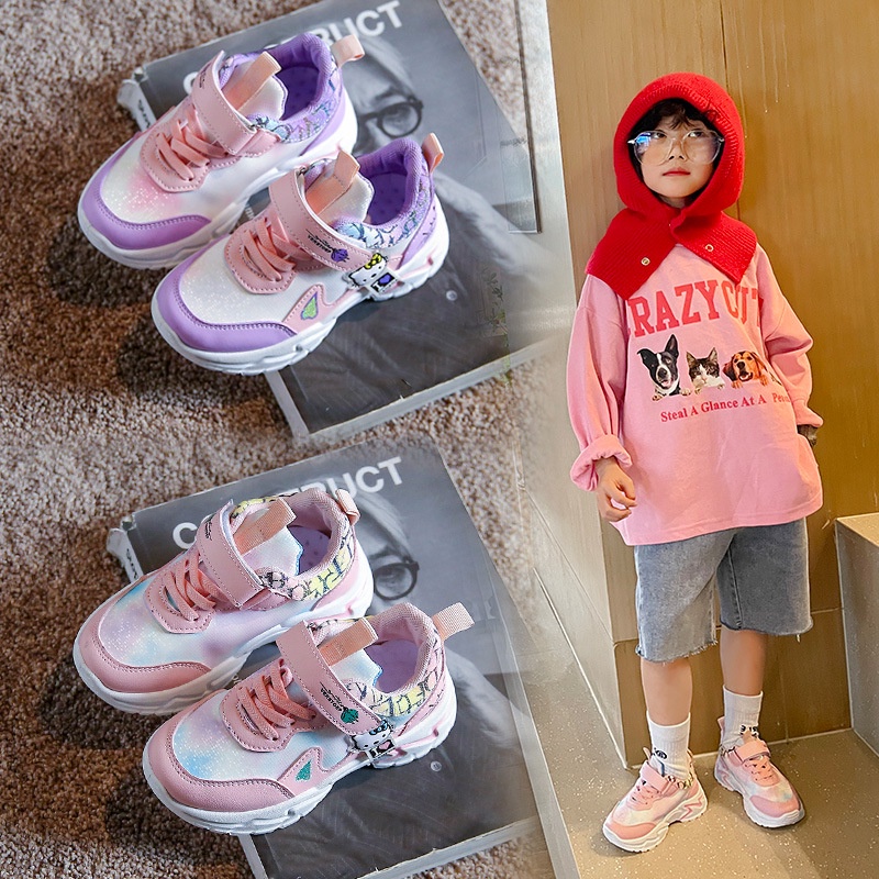 Giày Chạy Bộ Đế Mềm Thoáng Khí In Hình Hello Kitty Cho Bé Gái