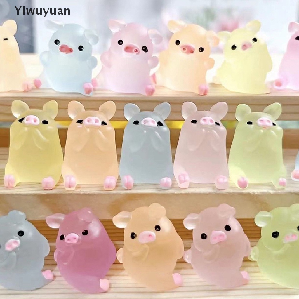 1/ 5 Heo dạ quang bằng nhựa resin trang trí bảng điều khiển xe hơi