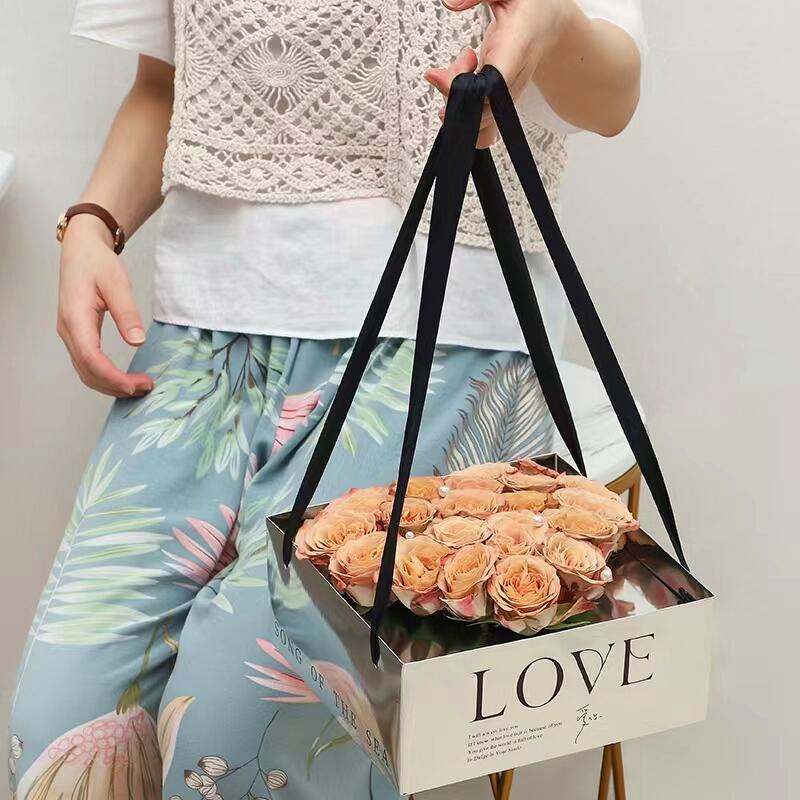 Hộp Đựng Quà Cưới Hình Hoa / Trái Tim Dễ Thương Xinh Xắn