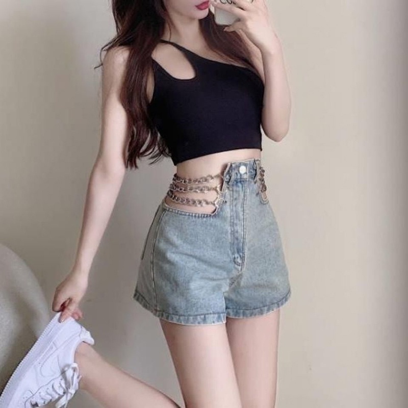 IELGY    Quần Short denim Lưng Cao Ống Rộng Thiết Kế Đục Lỗ Phối Dây Xích Thời Trang Cá Tính Cho Nữ