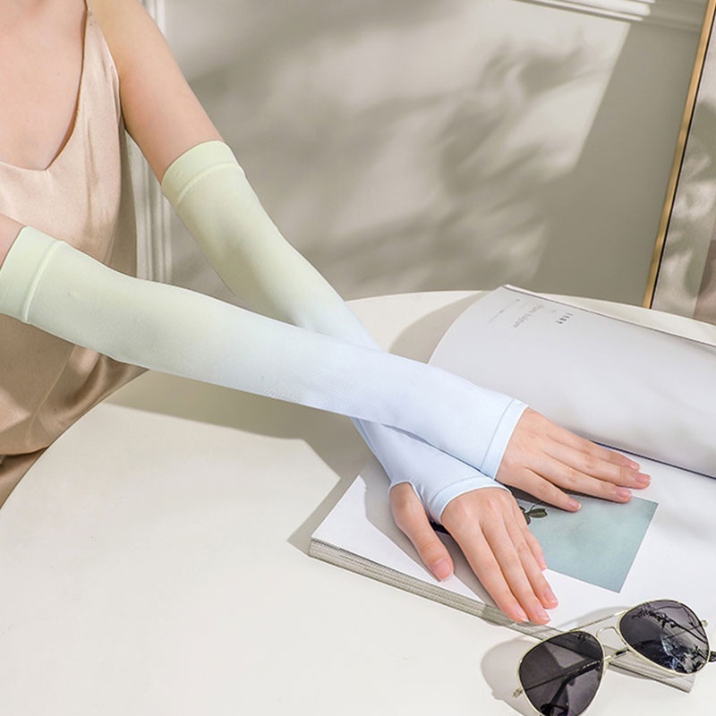 Găng Tay Dài Hở Ngón Vải Lạnh Co Giãn Màu Sắc Gradient Dành Cho Nữ