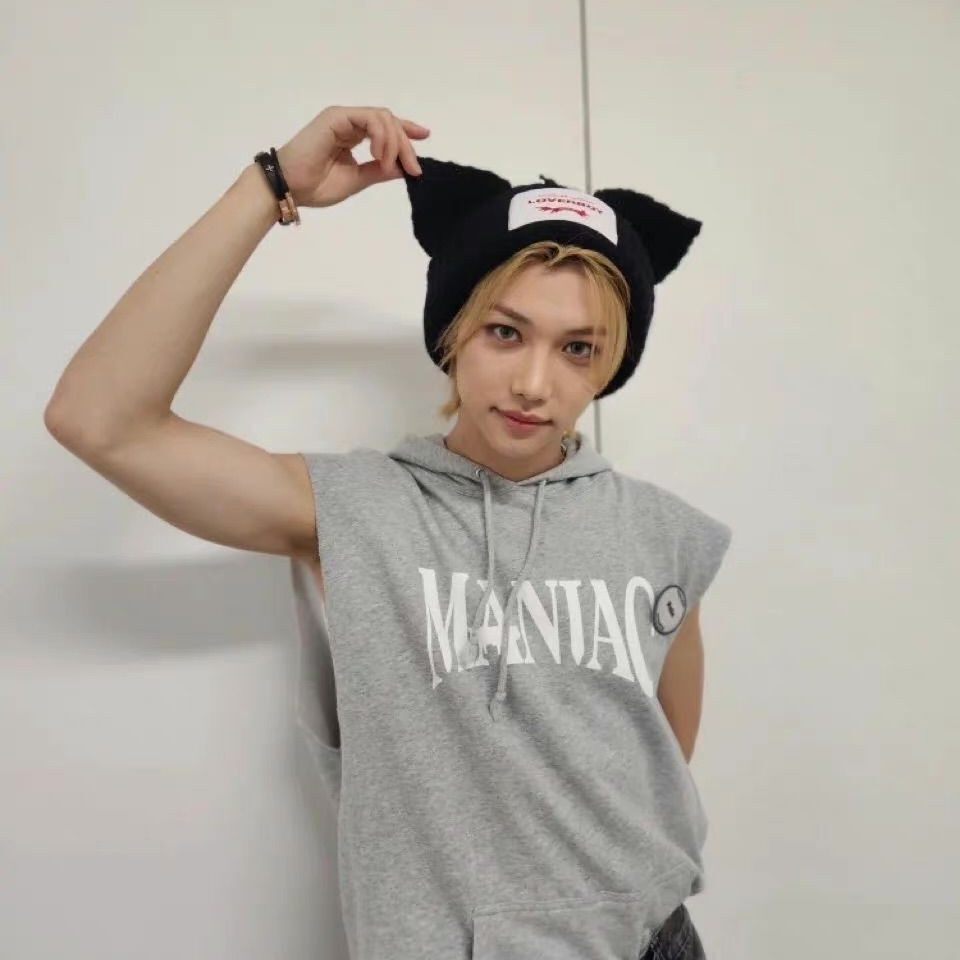 Mũ Len Dệt Kim Màu Trơn Trang Trí Tai Mèo Xinh Xắn Cho Cặp Đôi