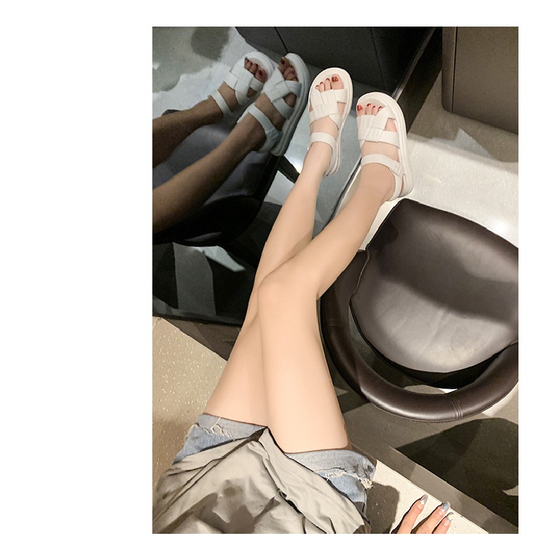 Giày Sandal Mùa Hè 2023 Đế Mềm Thoải Mái Phong Cách Ngọt Ngào Cho Nữ