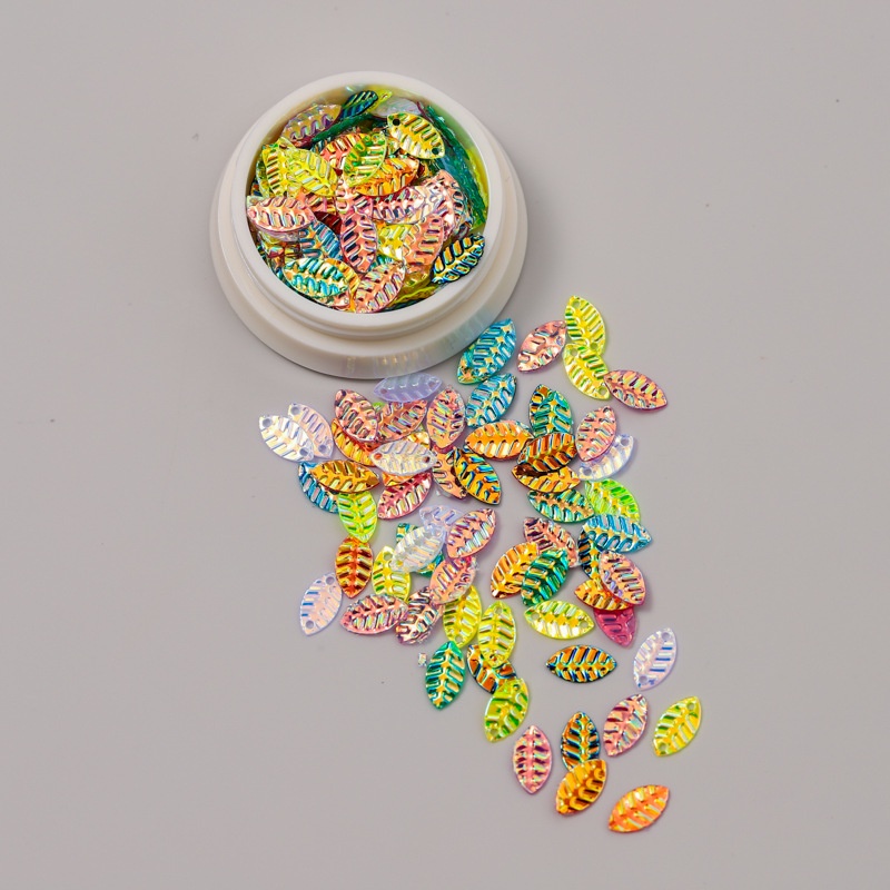 Phụ Kiện Trang Trí Móng Tay Hình Hoa Tuyết / Bướm / Trái Tim Nhiều Màu Sắc Lấp Lánh