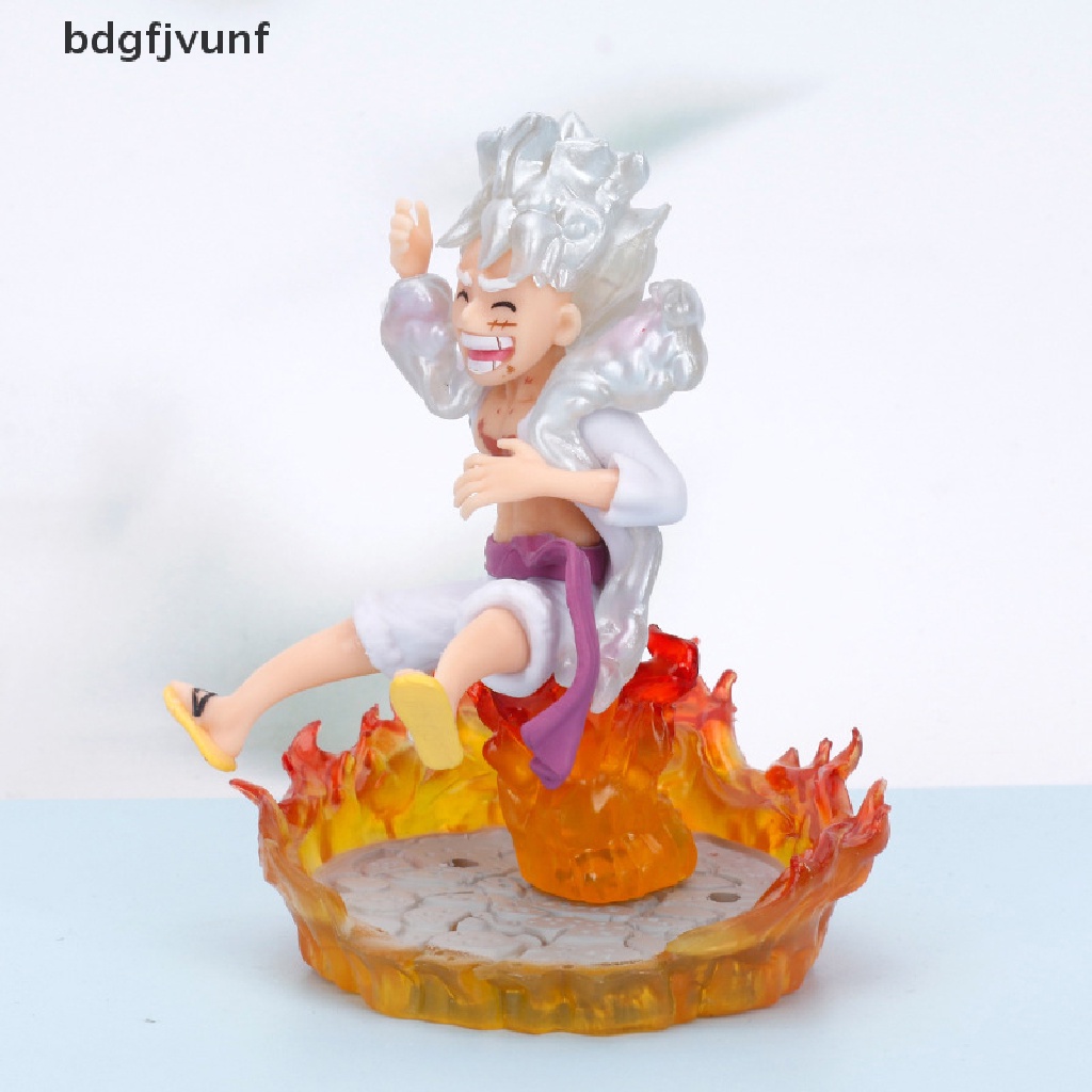 Mô Hình Nhân Vật Nika Luffy Gear 5 Phiên Bản Q Trong One Piece