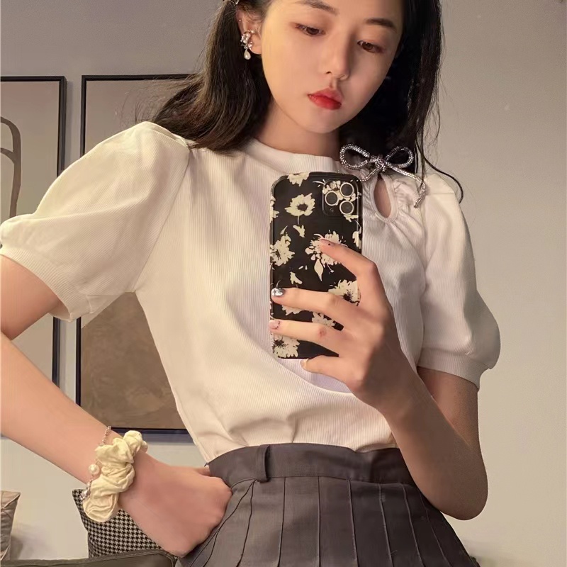 Liên Kết Với Nhau ♡ Áo Thun Nữ Tay Ngắn Cổ Tròn Thắt Nơ Màu Sắc Thanh Lịch