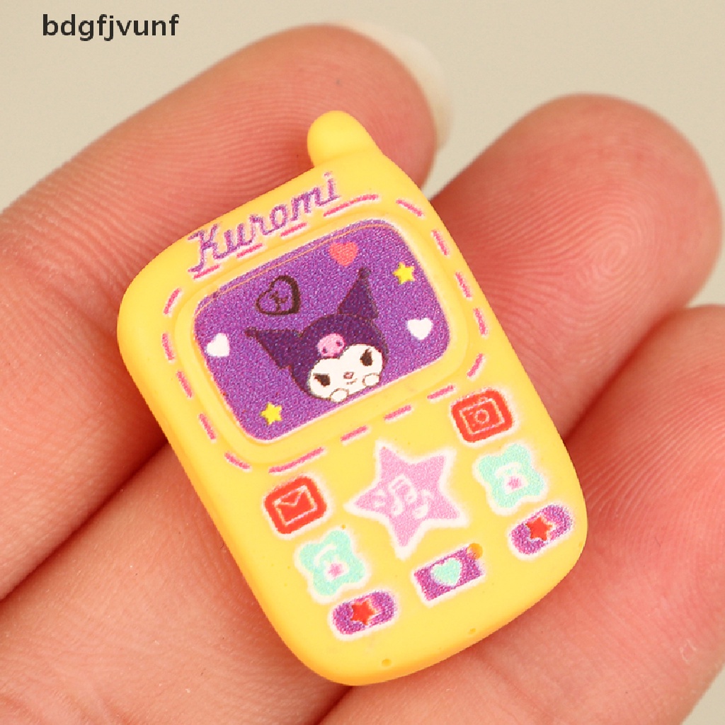 Set 5 Mô Hình Điện Thoại Di Động Mini Bằng Nhựa Resin Trang Trí Nhà Búp Bê