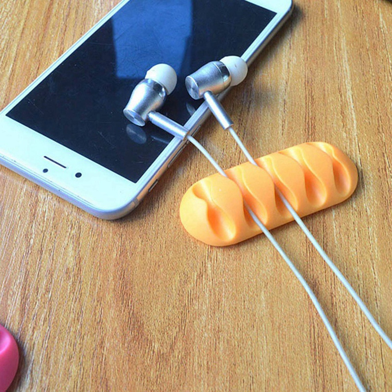 Set 4 Kẹp Giữ Dây Cáp 5 Kẹp Bằng Silicon Màu Trắng Và Đen Tiện Dụng