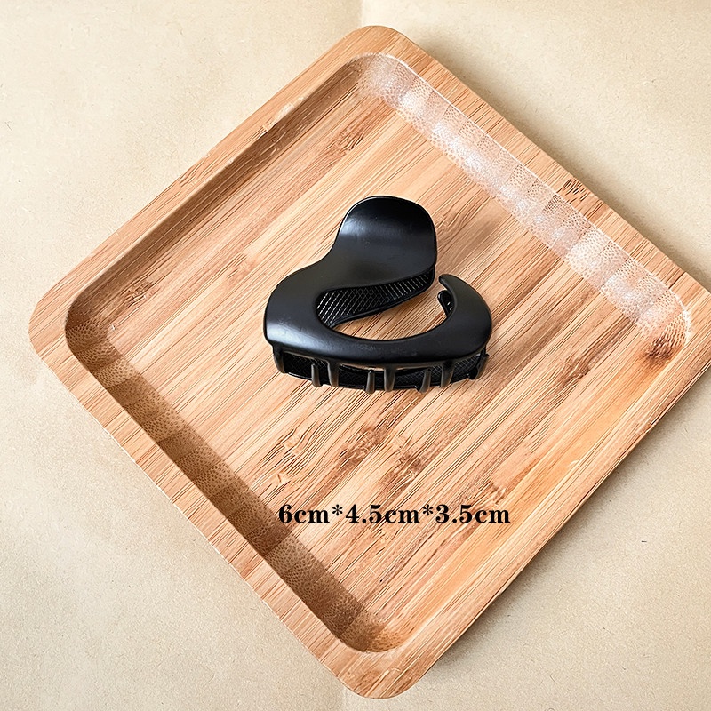 Kẹp Tóc Hình Cá Mập Bằng Kim Loại Thời Trang Mới 2023