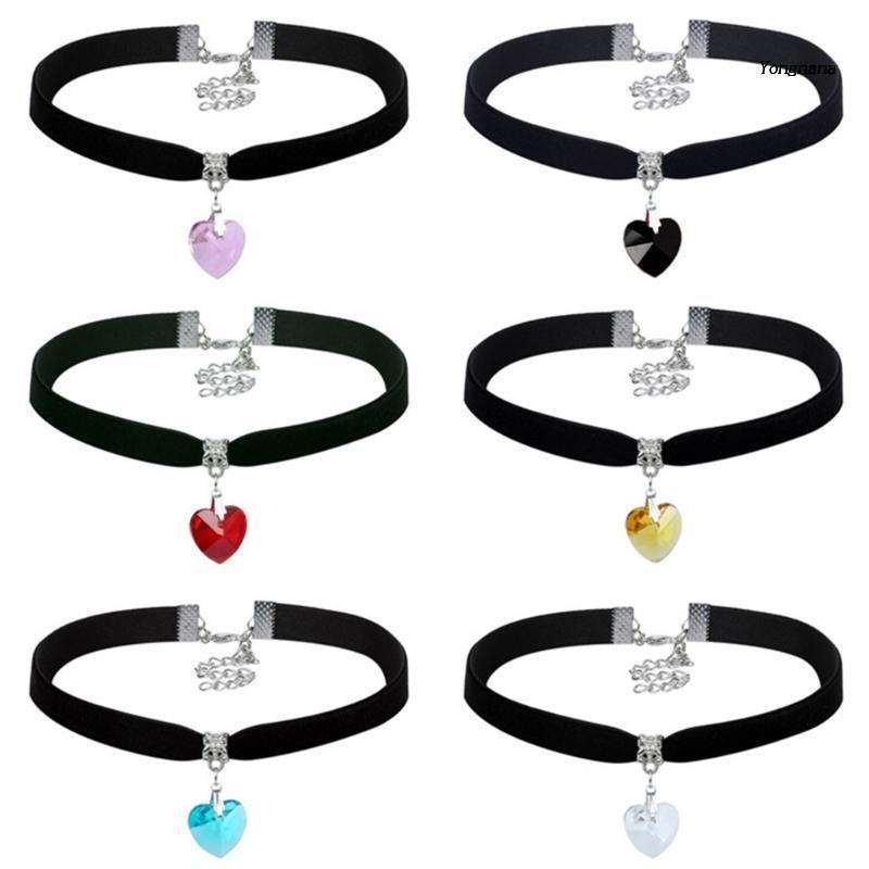Set 6 Vòng Cổ Choker Dây Nhung Đen Mặt Trái Tim Phong Cách Gothic Cổ Điển
