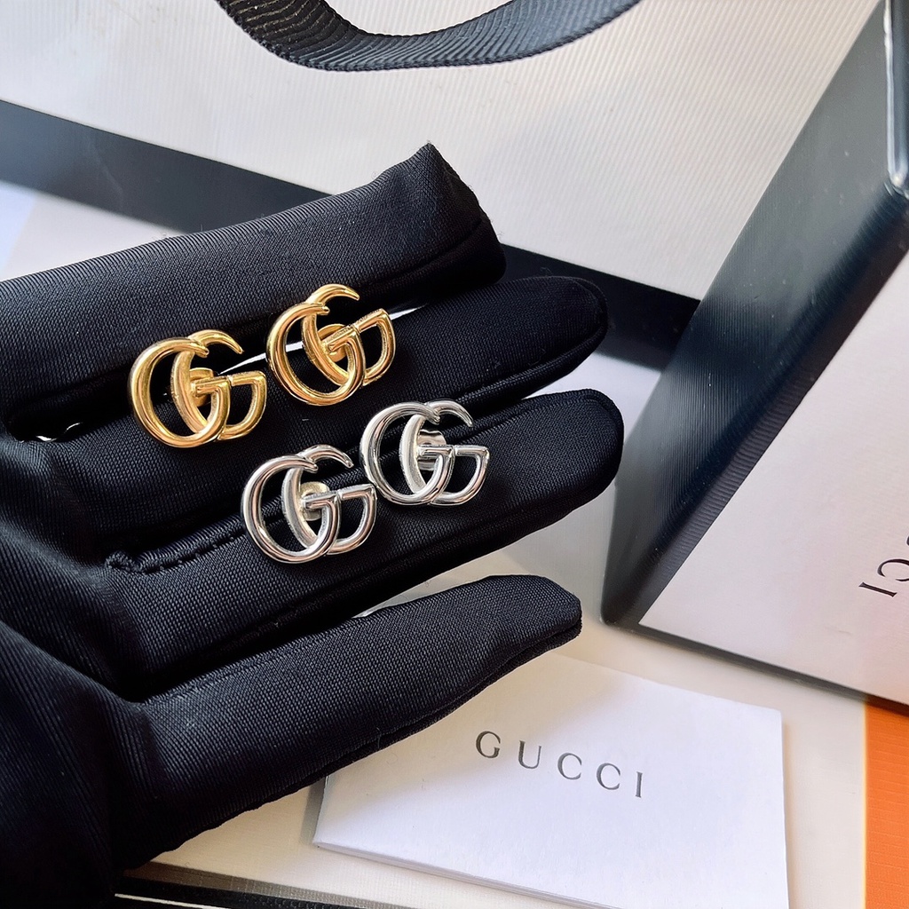 Bông Tai Gucci Bằng Thép Titan Họa Tiết GG Đôi Khắc Chữ Thời Trang Cho Nữ
