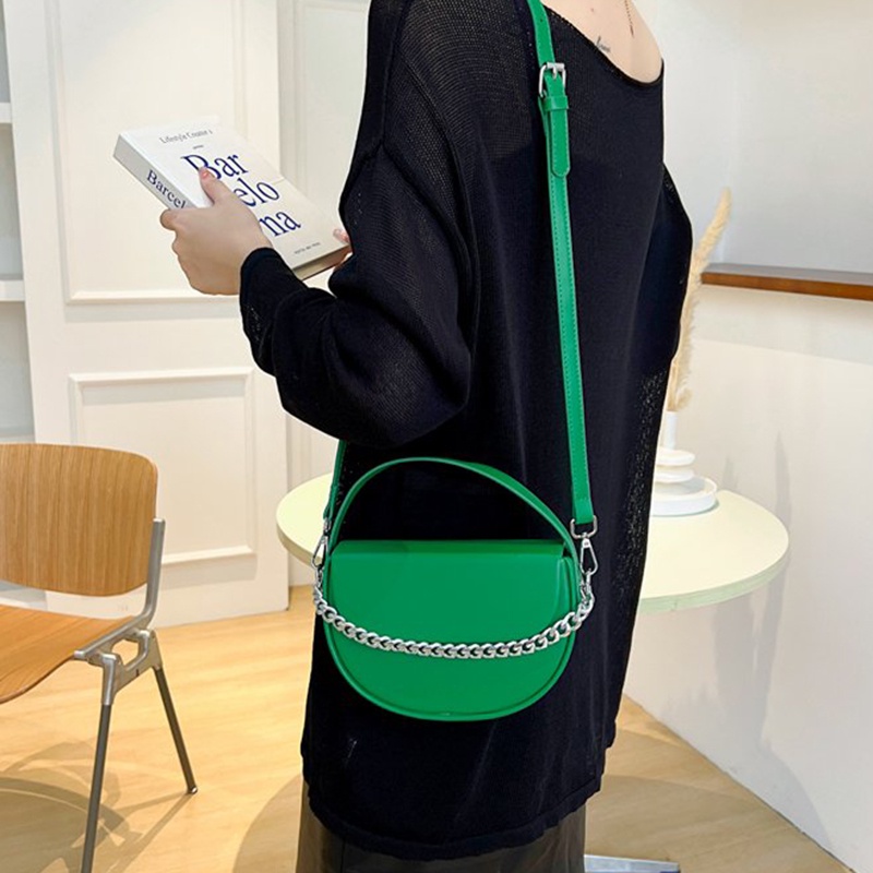 Túi Đeo Vai Nửa Vòng Dây Xích Thời Trang Hàn Quốc Cao Cấp Cho Nữ