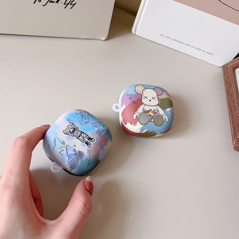 Vỏ bảo vệ hộp sạc tai nghe PC cứng họa tiết chú gấu dễ thương có móc treo cho Samsung Galaxy Buds 2 Pro