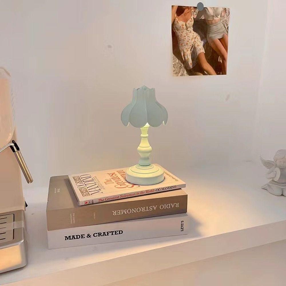 Đèn LED Ngủ Để Bàn Hình Lá Sen Bảo Vệ Mắt